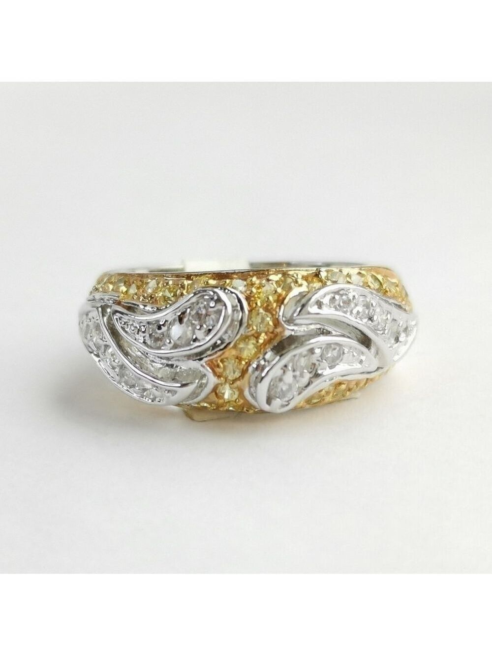 Two tone 14k yellow and white gold CZ band ring size 6 🆕